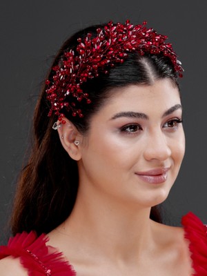 Magic Tiara Kristal Taşlı Zarif Taç – Farklı Renk Seçenekleriyle Özel Gün Saç Aksesuarı