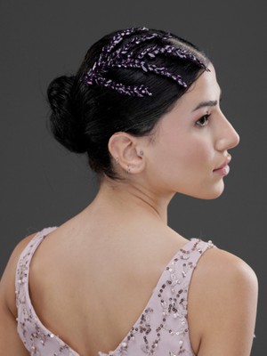 Magic Tiara Yaprak Formlu Kristal Taşlı Zarif Saç Tokası – Gelin, Nişan ve Özel Gün Saç Aksesuarı