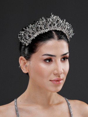 Magic Tiara Taş Detaylı Kristal Prenses Taç – Işıltılı Gelin, Nişan ve Özel Davet Saç Aksesuarı