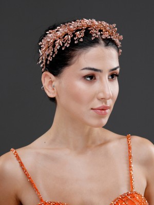 Magic Tiara Kristal Taşlı Geniş Form Zarif Taç – Gelin, Nişan ve Özel Gün Saç Aksesuarı