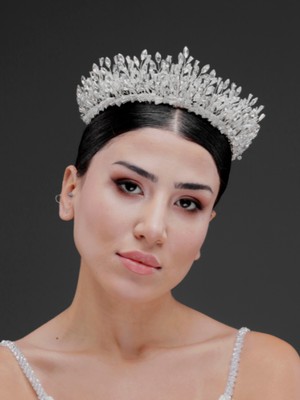 Magic Tiara Taş Detaylı Kristal Prenses Taç – Işıltılı Gelin, Nişan ve Özel Davet Saç Aksesuarı