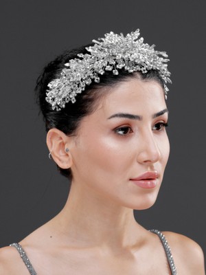 Magic Tiara Kristal Çiçek Detaylı Işıltılı Taç – Zarif Saç Aksesuarı
