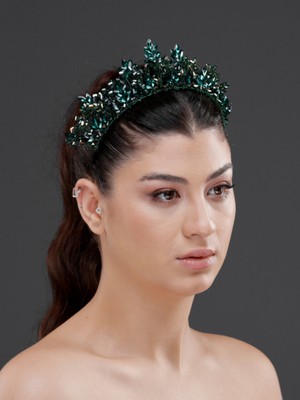 Magic Tiara Zarif Kristal Taşlı Gelin Tacı – Işıltılı Gümüş Renk Düğün, Nişan ve Özel Gün Aksesuarı