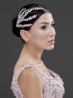 Magic Tiara Yaprak Formlu Kristal Taşlı Zarif Saç Tokası – Gelin, Nişan ve Özel Gün Saç Aksesuarı