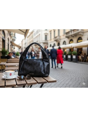 Siyah Gümüş Işlemeli Hakiki Deri Omuz ve El Çantası - Omuz Askılı , Özel Günler , Günlük