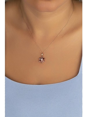 Famira 925 Ayar Gümüş Lotus Çiçeği Kolye