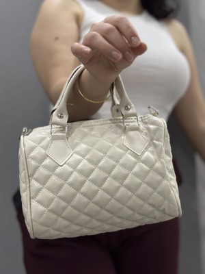 Evyora Kapaksız Kapitone Krem Cilt Çanta