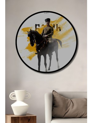 Teona Ahşap Çerçeve Görünümlü Atatürk At Üzerinde Dekoratif Ahşap Mdf Ev Duvar Tablo Yuvarlak Ev Duvar Tablo