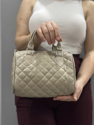 Evyora Kapaksız Kapitone Bej Cilt Çanta