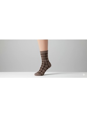 Biçomi Desenli Bayan Soket Çorap