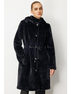 Karma 6077 Ekol Manto