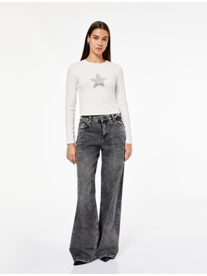 Koton Pamuklu Slim Fit Uzun Kollu Bisiklet Yaka Yıldız Işlemeli Tişört