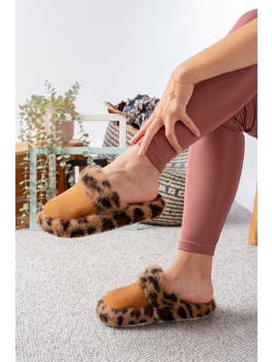 Leopar Desenli Kadın Terlik | Hafif ve Şık Günlük Kullanım