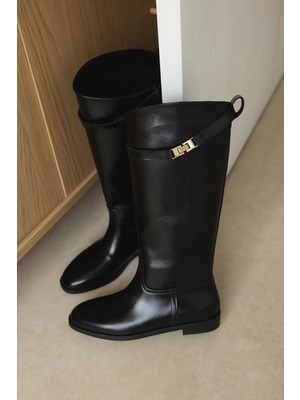 Lutvelizade Çizme 2520 - Gold Aksesuar Detaylı Siyah Kadın Çizme