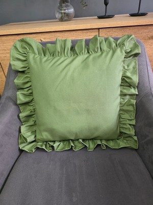 Fırfırlı Kırlent Kılıfı Sıvı Itici Özeliğe Sahip