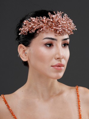 Magic Tiara Kristal Çiçek Detaylı Işıltılı Taç – Zarif Saç Aksesuarı