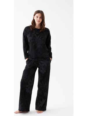 Akbeniz Kadın Oversize Siyah Çiçek Desenli Pamuklu Kalın Pijama Takımı