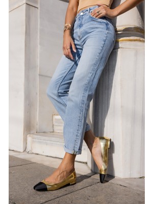 Angelina Jones Kadın Altın Siyah Parçalı Babet Suni Deri Tabanı ile Konforlu Günlük Kullanım