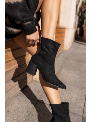 Angelina Jones Milas Kadın Bej Suet Arka Fermuarli Topuklu Bot