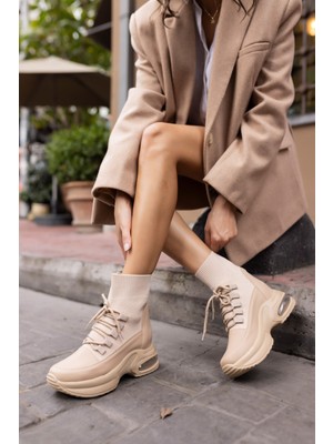 Angelina Jones Jazu Kadın Siyah Trıko Detay Dolgu Topuklu Bot