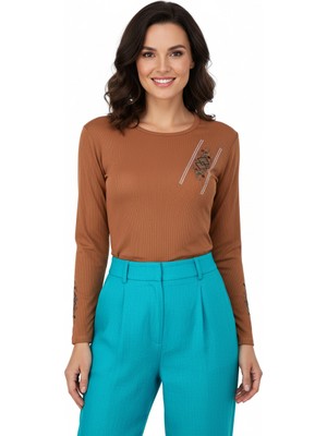 Oppland Kadın Badi Bluz Gofre Kumaş Şık Nakışlı Likralı Yuvarlak Yaka Uzun Kollu Normal Kesim