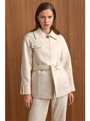 Olcay Gömlek Yaka Kuşak Detaylı Oversize Kısa Kaban EKRU 3155