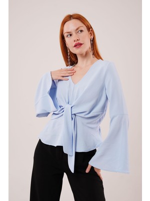 Moderie Butik Ön Bağlamalı Volan Kol Bebe Mavisi Bluz