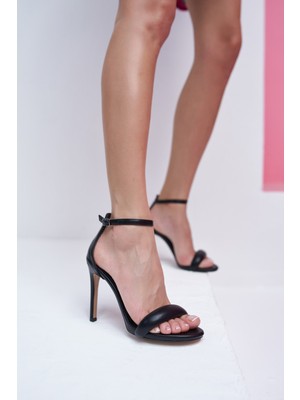 Angelina Jones Bucky Kadın Siyah Topuklu Sandalet