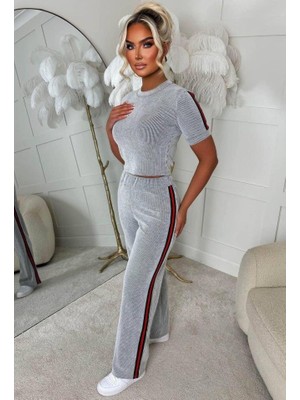 Moderie Butik Kadın Bisiklet Yaka Yanı Şerit Detay Bluz ve Pantolon Ikili Takım