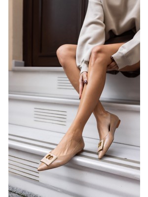 Angelina Jones Hoya Kadın Bej Ithal Aksesuar Tokali Babet