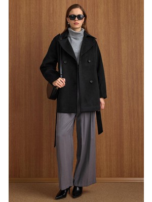 Olcay Kadın SİYAH 3149 Oversize Kısa Kaban Polyester Malzeme ile Günlük Kullanıma Uygun