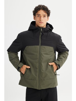 Lee L2520257801 Haki Erkek Kapüşonlu Fermuarlı Yandan Cepli Relax Fit Şişme Mont