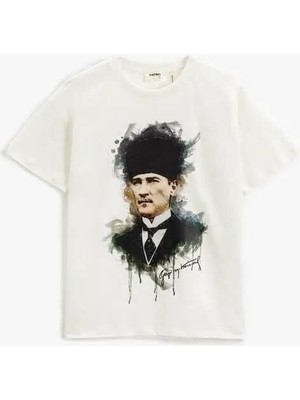 Koton Erkek Çocuk Atatürk Baskılı Tişört Kısa Kollu Bisiklet Yaka Pamuklu