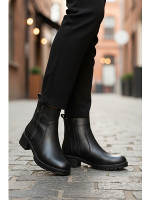 Ayakmod Siyah Hakiki Deri Kaymaz Taban Kadın Bot Premium 4663-1 Z