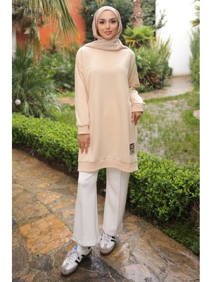 İmaj Butik Krem Bisiklet Yaka Armalı Tunik