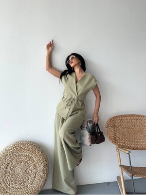 Bella Breeze Kadın Kuşaklı Yelekli Palazzo Pantolonlu Takım Elbise