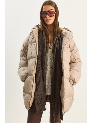 Shade Kadın Kapüşonlu Oversize Yarasa Kol Şişme Mont