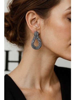 Lu Atelier Maréna – Lacivert & Gümüş Dokulu El Yapımı Küpe