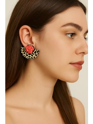 Helia – El Yapımı Leopar Desenli Gül Detaylı Küpe | Lu Atelier