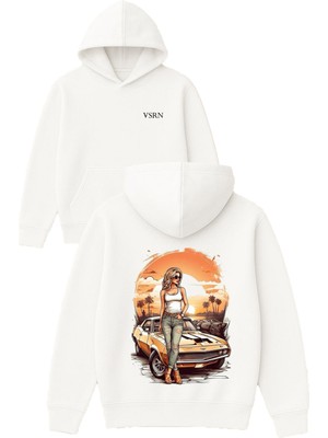 Vsrn Kadın ve Araba Klasık Tasarım Baskılı Oversize Beyaz Kapüşonlu Sweatshirt