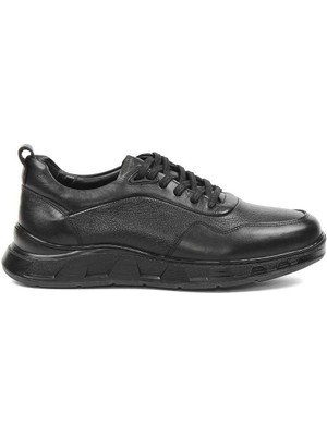 Celal Gültekin Erkek Siyah Bağcıklı Kalın Tabanlı Deri Sneaker