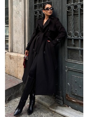 Olcay Siyah Pelerin Detaylı Kruvaze Kaban Dokuma Malzeme ile Uzun Kol Basic Stil