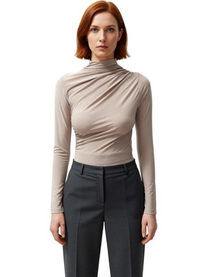 Ersefa Moda Kare Yaka Örme Slim Düz Desen Casual Günlük Crop Kısa Kol Bluz