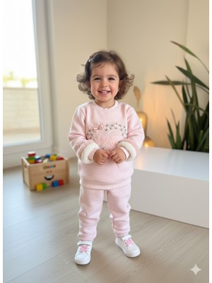 Şimo Butik Kız Çocuk Peluş Detaylı Kabartmalı Kalın Takım Cepli %100 Pamuk Kalpli