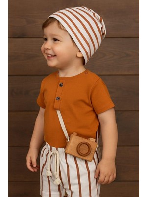 Dinamik çocuk Çizgili Şapkalı Düğme Detaylı Omuzdan Çıtçıtlı Yazlık Erkek Bebek Takımı