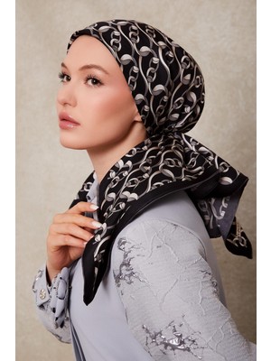 Lêvi D'or Siyah - Gri Zincirli Desenli Twill İpek Eşarp