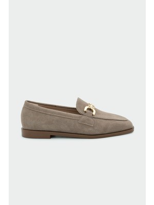 Laminta Aloha Vizon Süet Gold Detaylı Loafer