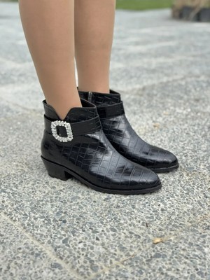 Love Shine Marseil Kroko Desenli Kadın Deri Bot Taş Tokalı Şık Büyük Numara