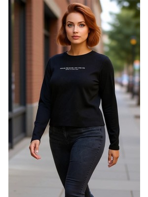 PayBuy Kadın Bisiklet Yaka Slogan Baskılı Uzun Kollu Vücuda Oturan Esnek Örme Crop Kaliteli Şık