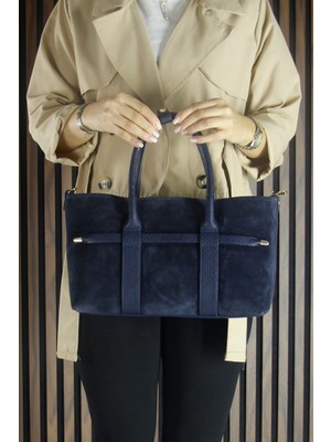 Erkan Saçmacı Lacivert Hakiki Dana Süet Fermuarlı Üç Bölmeli Iç Cepli Askılı Orta Boy Günlük Omuz Çantası